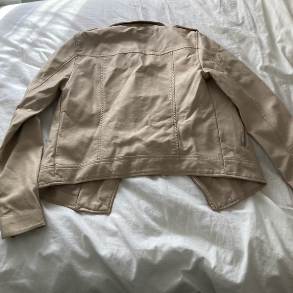 Forever 21 Beige Faux Leather Jacket - Picture 4 of 4